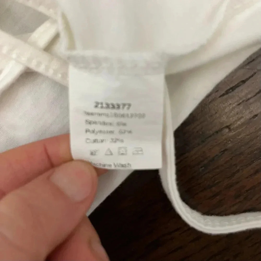 Shein White Juniors size medium Cropped Top - Picture 3 of 6